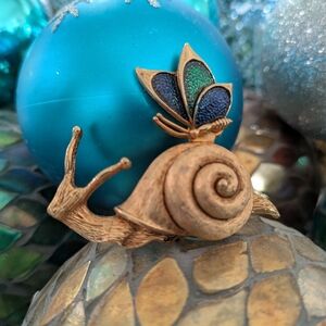 Vintage Brushed Gold Tone Enameled Snail Brooch